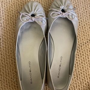 Silver Bandolino Ballet Flats